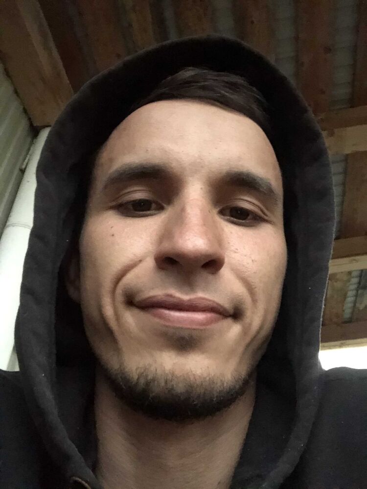  43861115  , 28 ,    