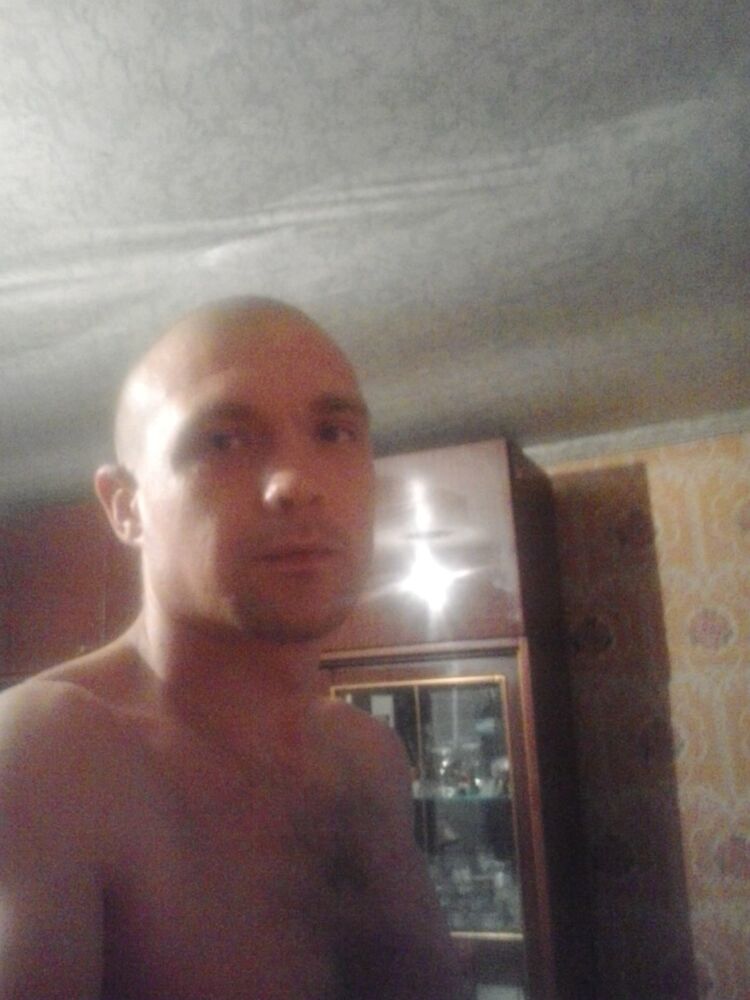  9832295  , 36 ,     