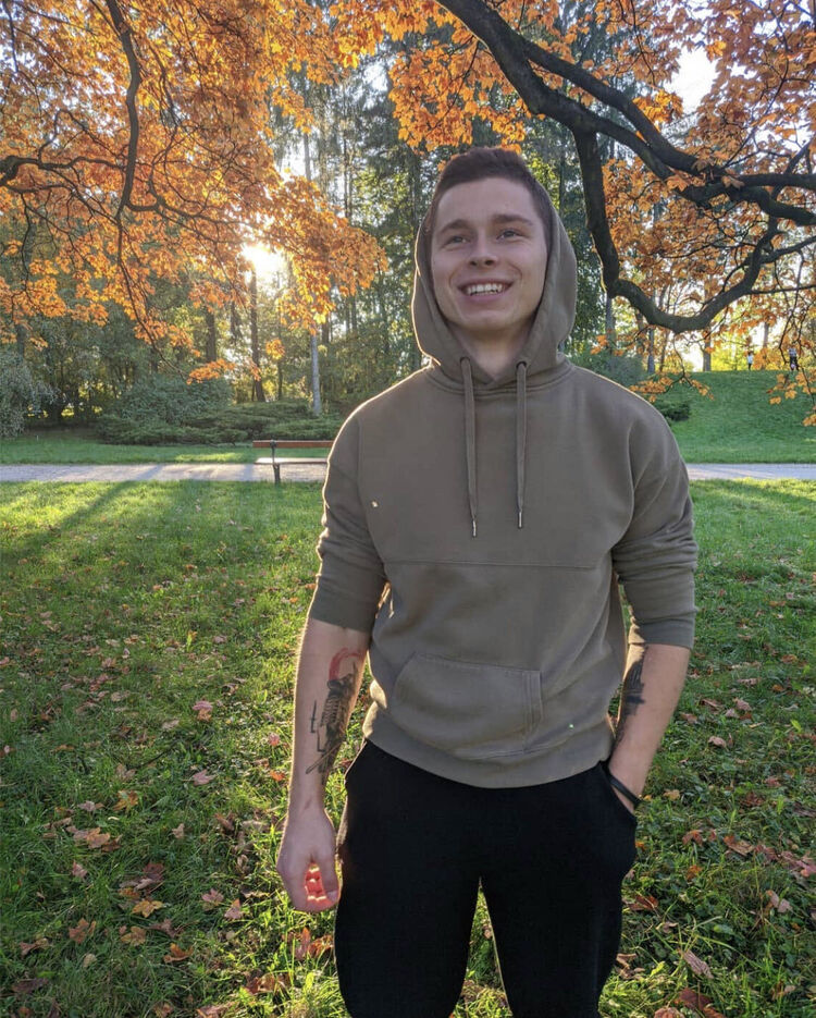  22942865  Daniel, 24 ,    Chorzow