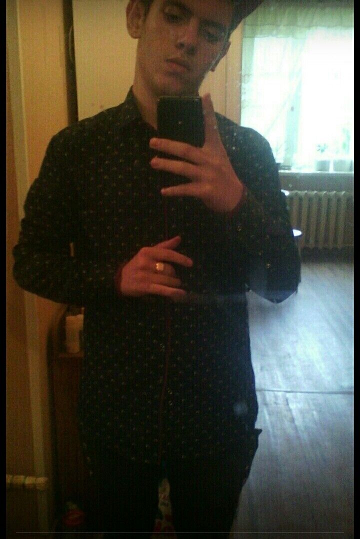  ,   Mark, 25 ,   