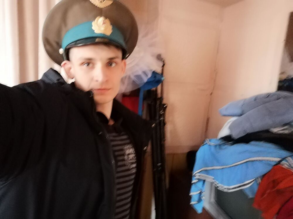  37041945  , 22 ,    