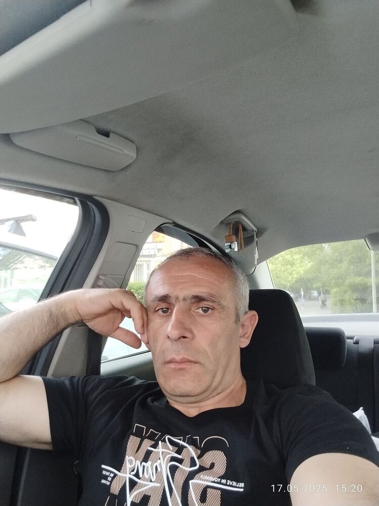  51557825  ARMAN, 48 ,    
