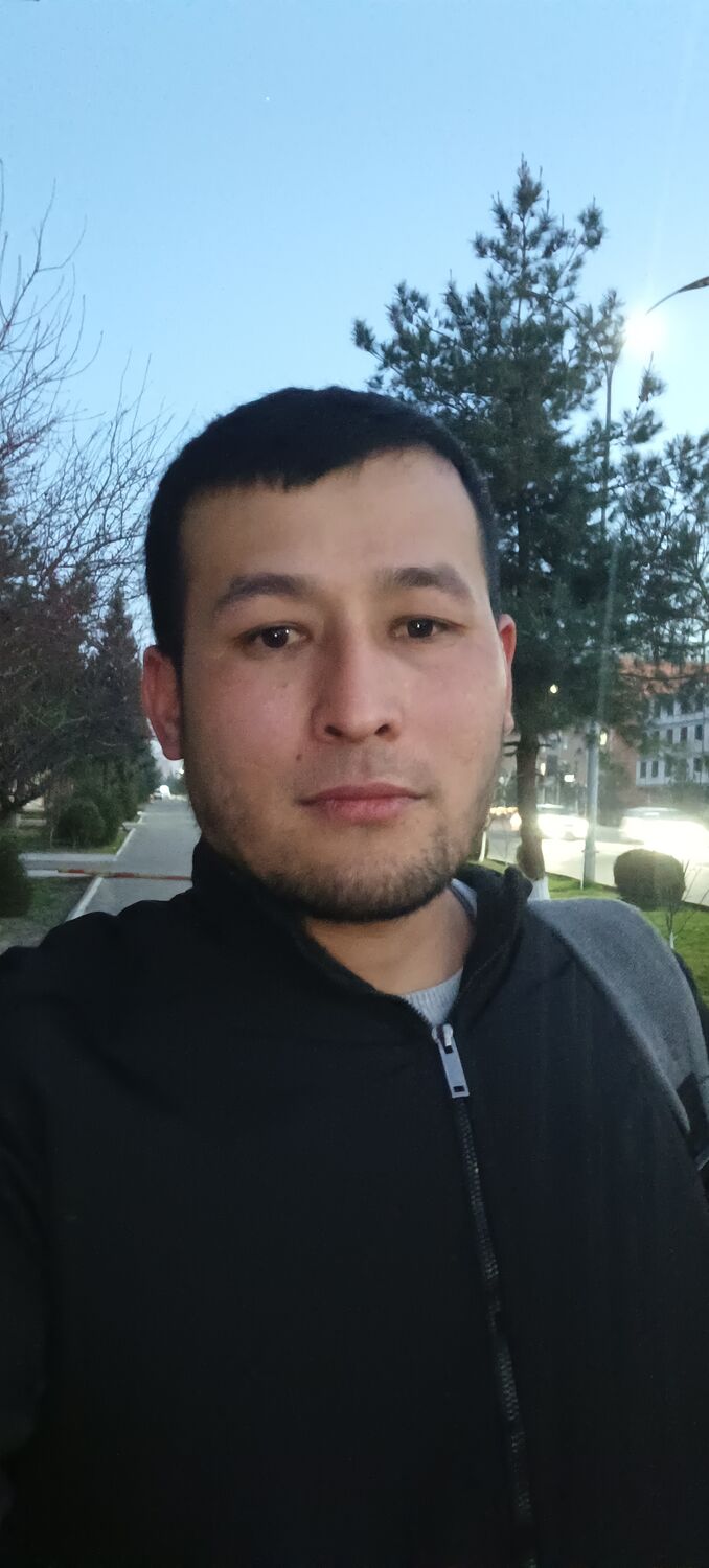  42088165  Islombek, 33 ,    