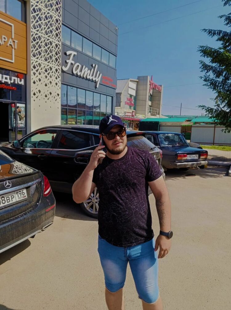  ,   Mikhail, 26 ,   ,   , c 