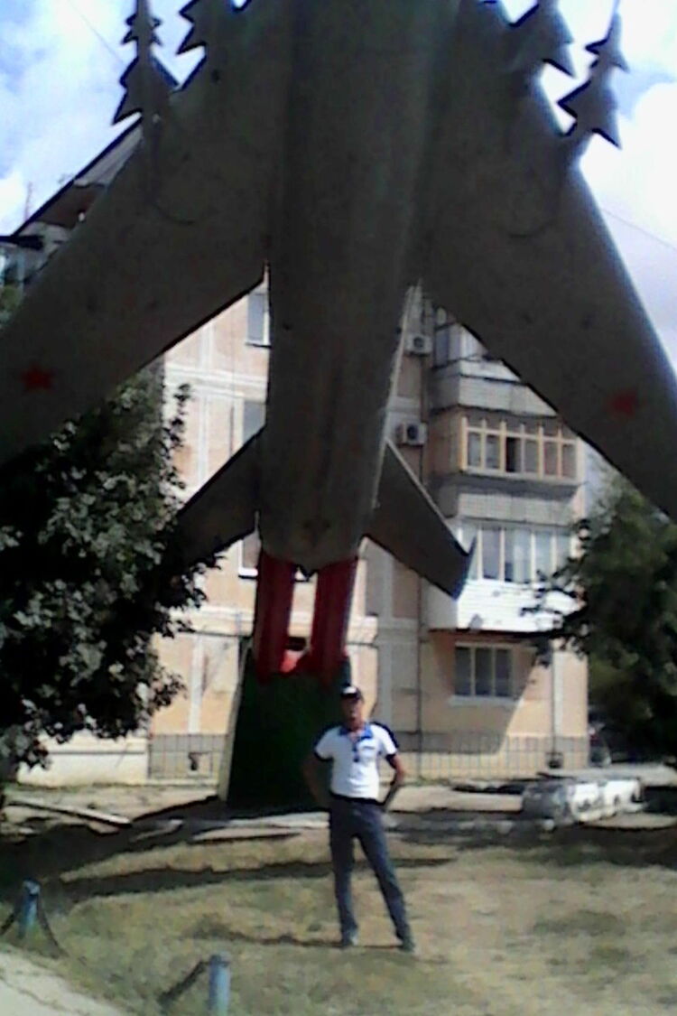  10730705  , 51 ,    