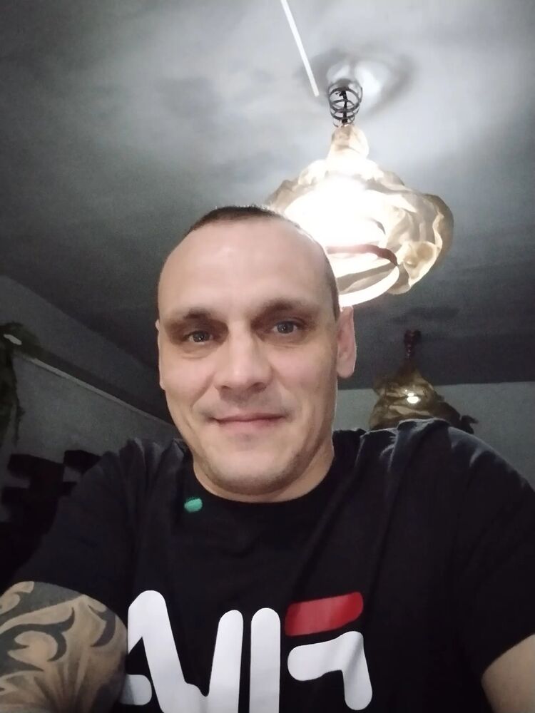  32284055  , 42 ,    