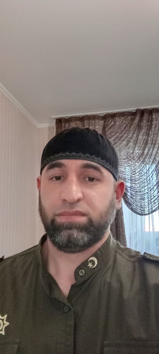 48041855  , 37 ,    