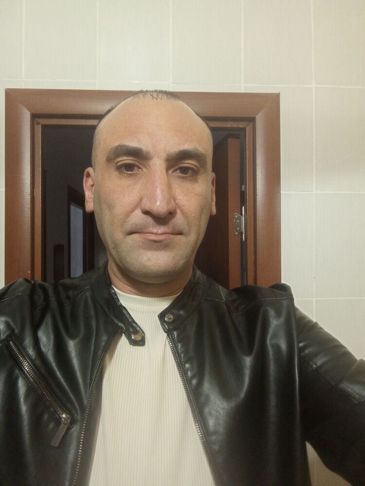  52845105  , 35 ,    