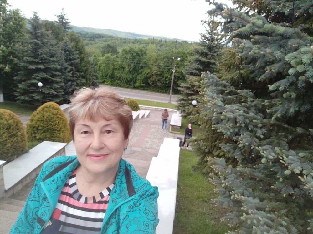  ,   Svetlana, 64 ,   ,   