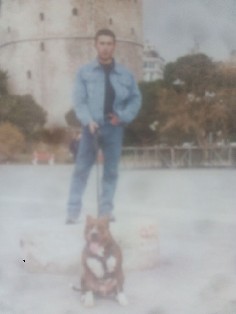 43849955  Artur, 43 ,    