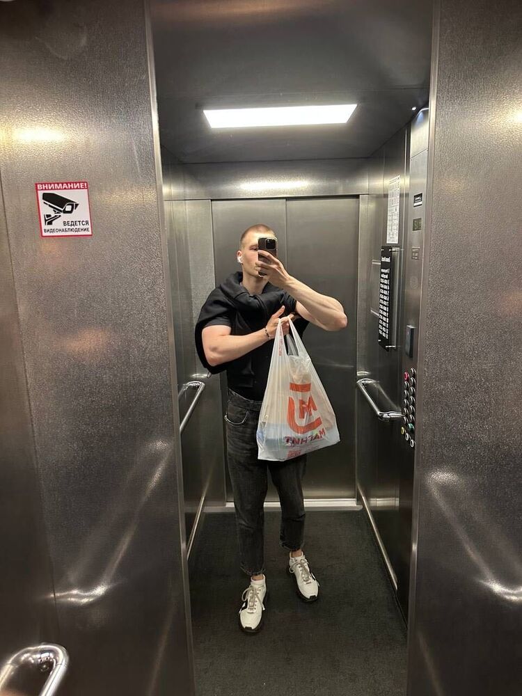  36685015  Vitaliy, 22 ,    -