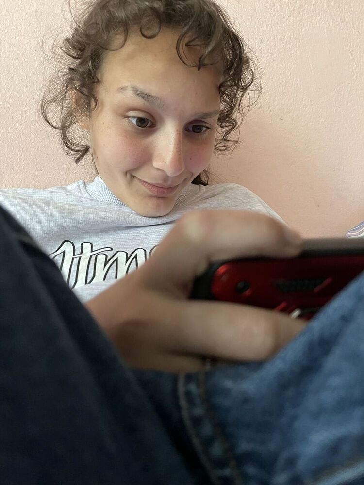  53208665  , 25 ,    