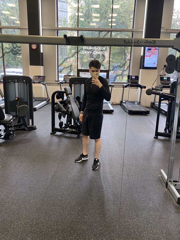  44041025  Maks, 25 ,    