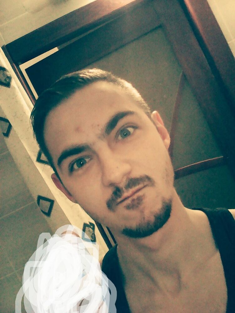 11966165  , 32 ,    
