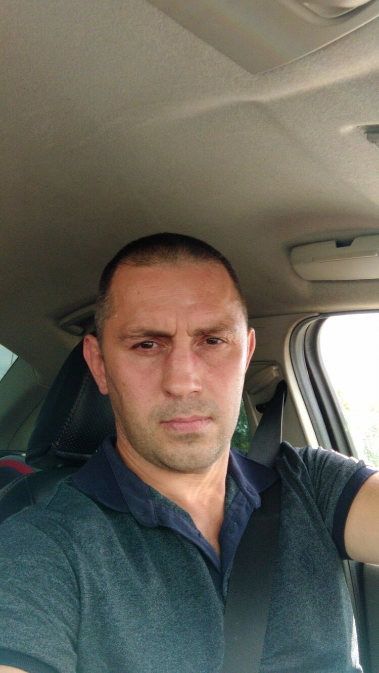  46739085  , 42 ,    