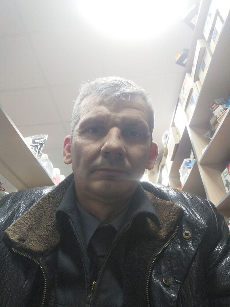  24878975  , 52 ,    