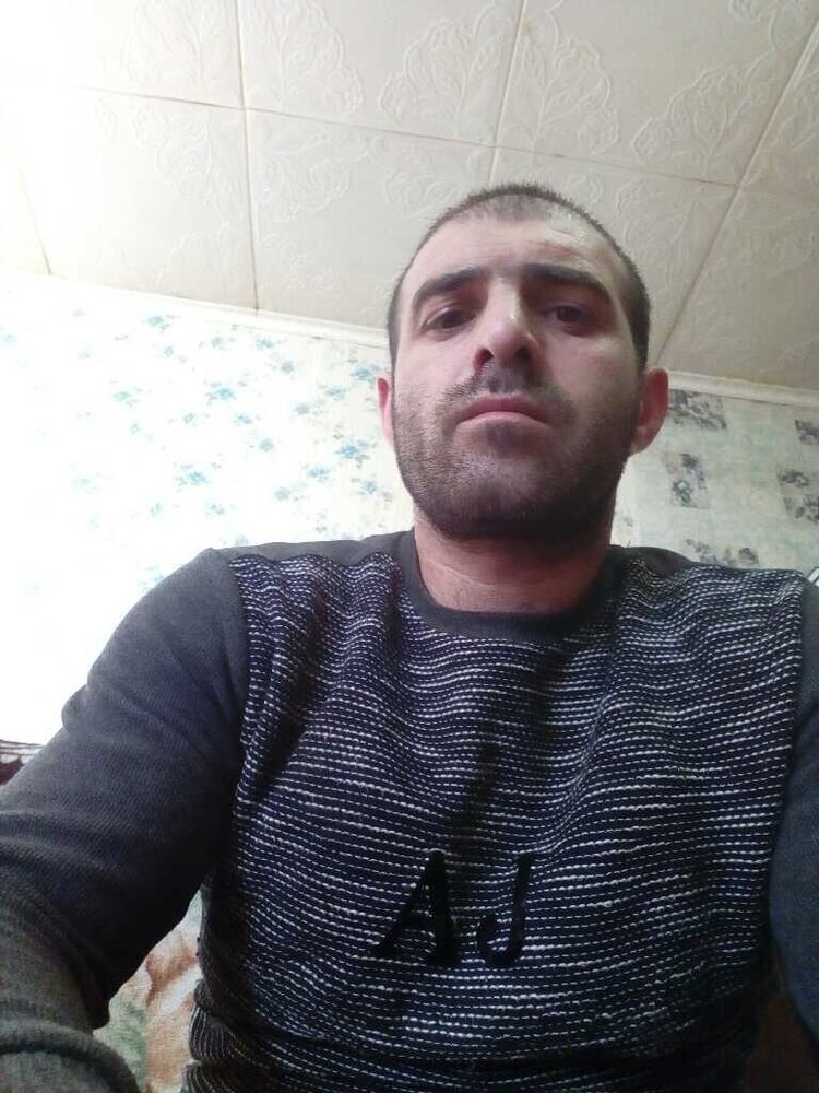  53453515  Ishxan, 41 ,    