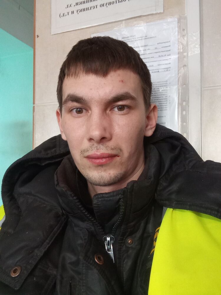  50621845  , 28 ,    