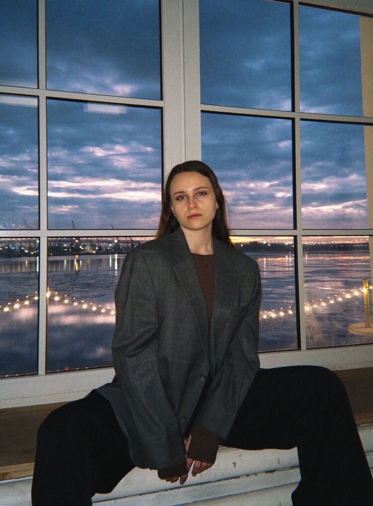  -,   , 25 ,   ,   