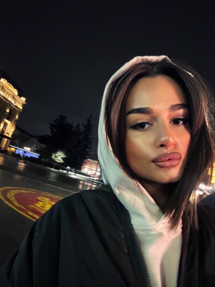  53995965  , 25 ,    --