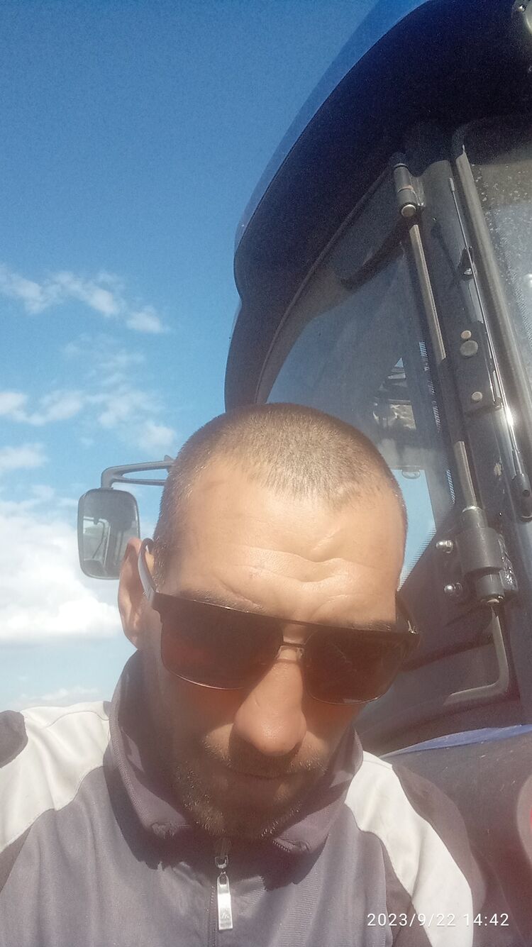  37937055  , 40 ,    