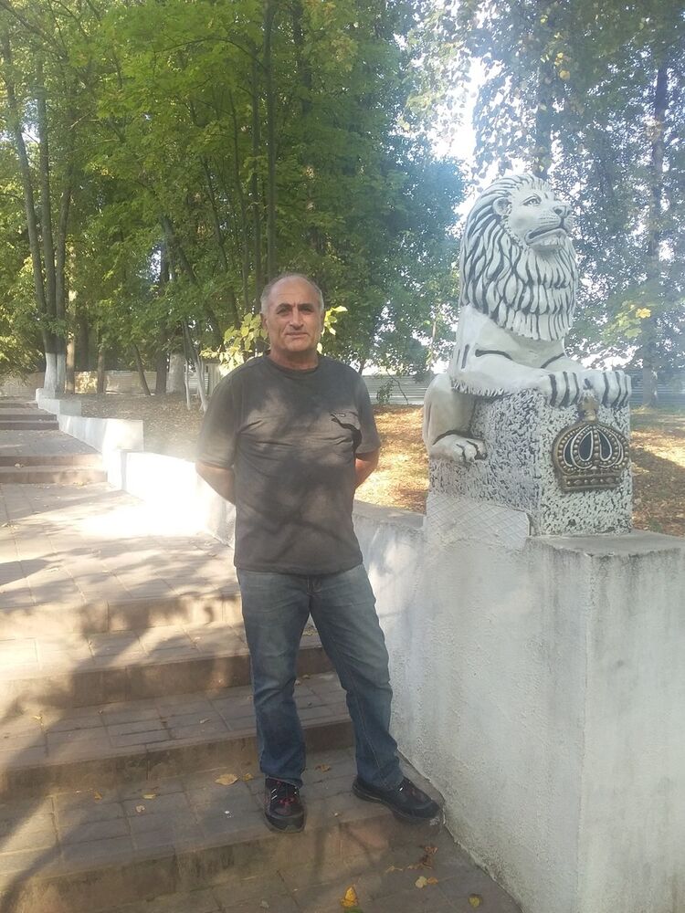  ,   Boris, 61 ,   ,   , c 