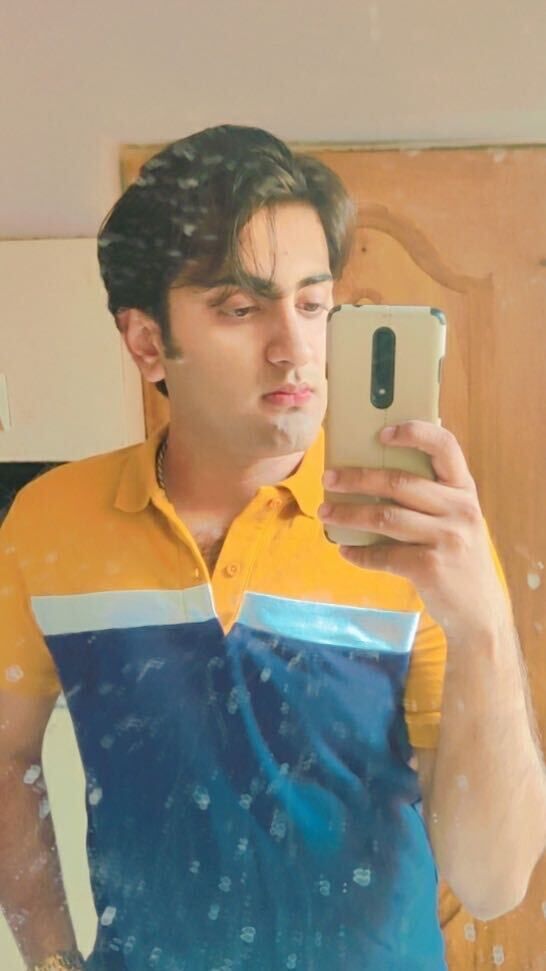  41775005  Kazim malik, 22 ,    