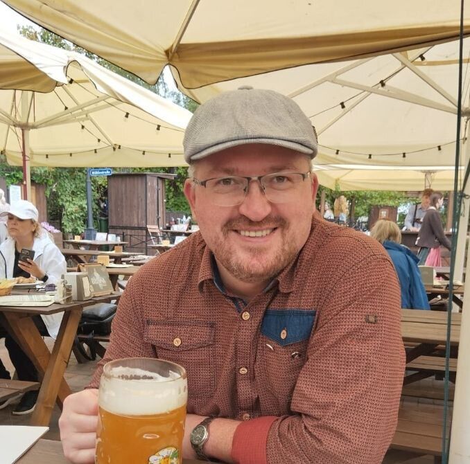  54010455  Steven, 55 ,     