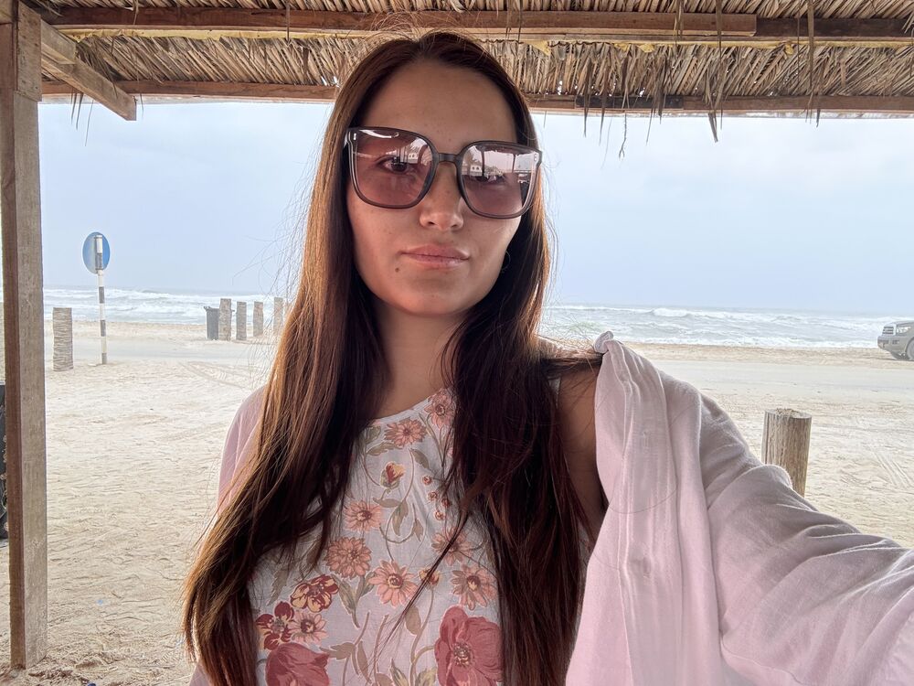  53033515  Dina, 30 ,    Muscat