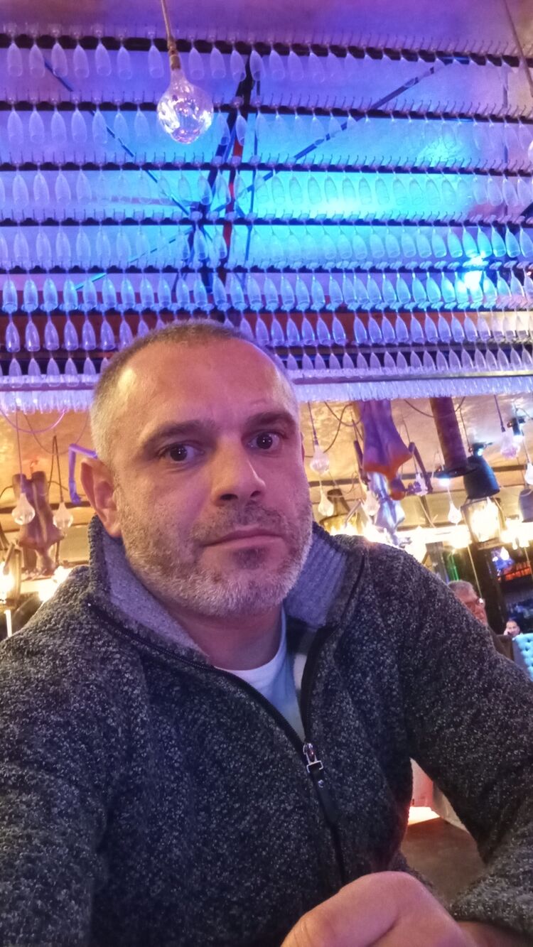  Benidorm,   Yarik, 40 ,   ,   
