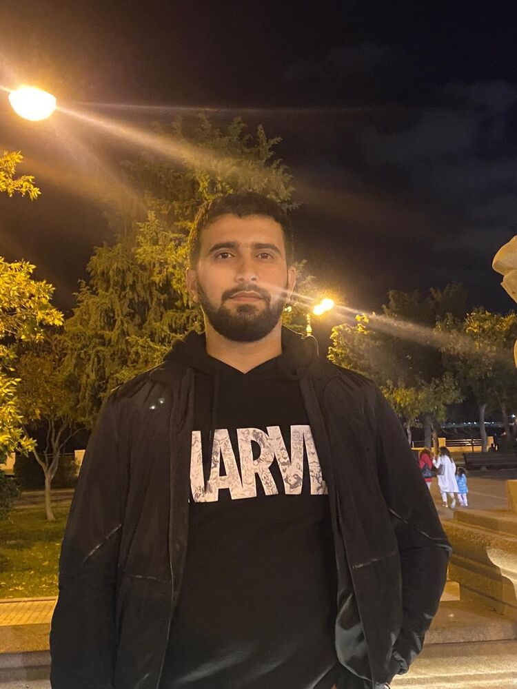  ,   Ali, 28 ,   ,   