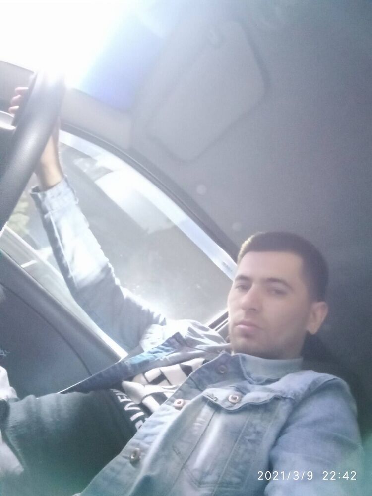  22447515  Bezruz, 34 ,    