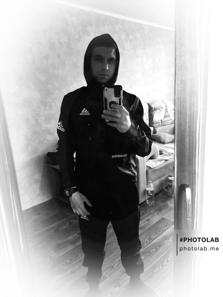  ,   Artem, 30 ,   ,   , c 