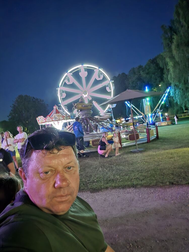  ,   Armands, 49 ,   ,   