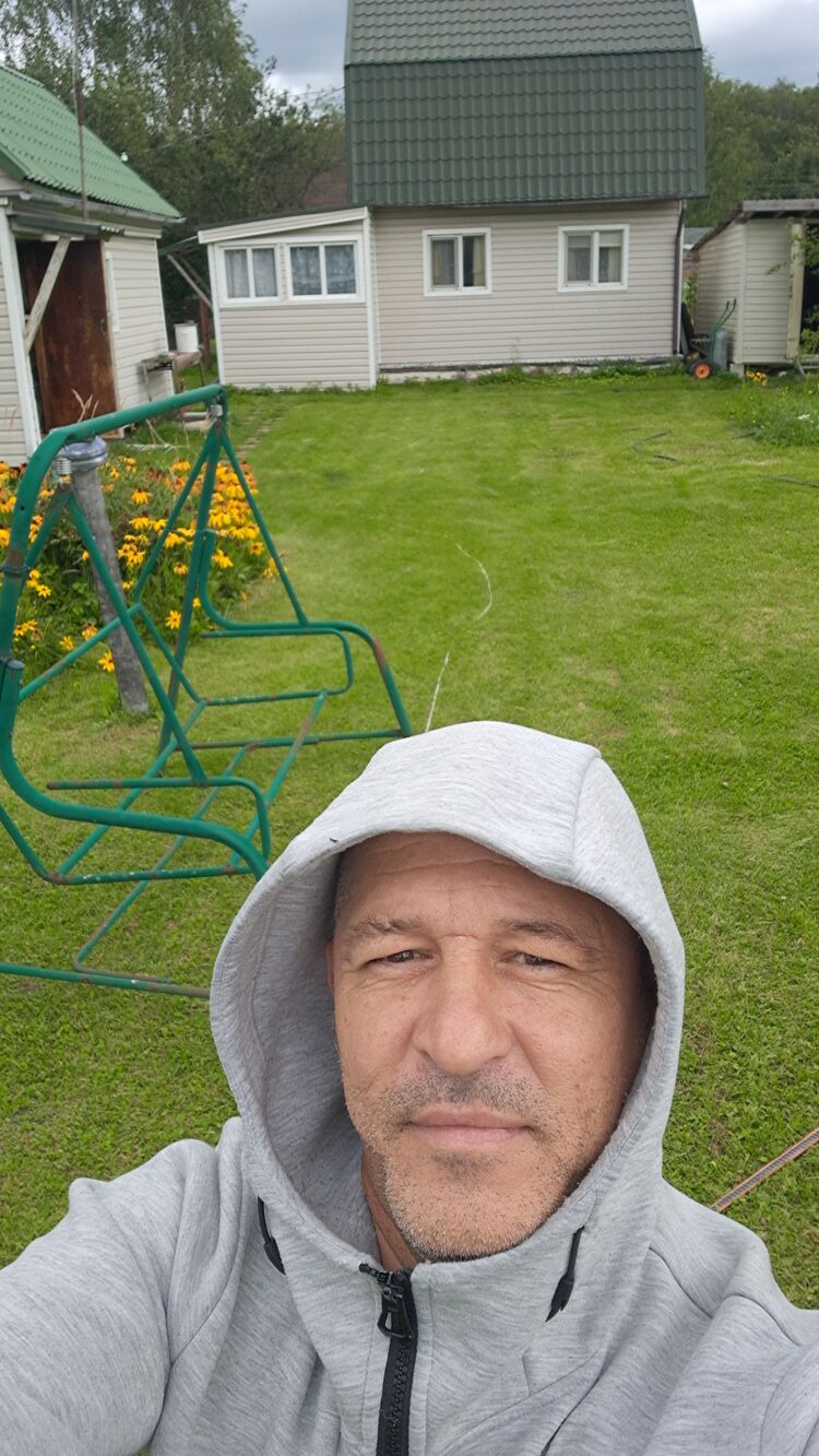  53553865  H, 49 ,    