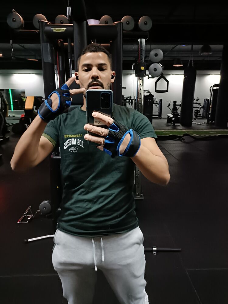  ,   Marwen, 34 ,   ,   