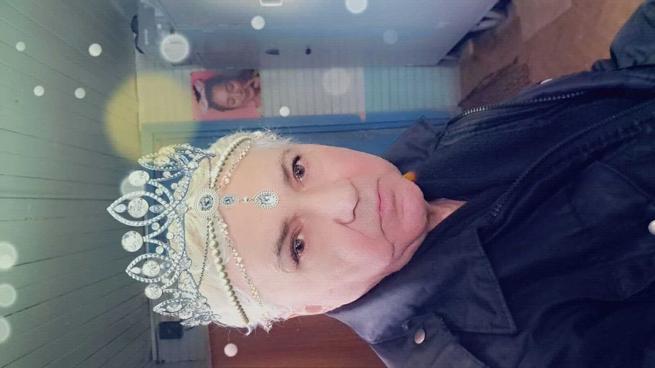  ,   , 70 ,   c 