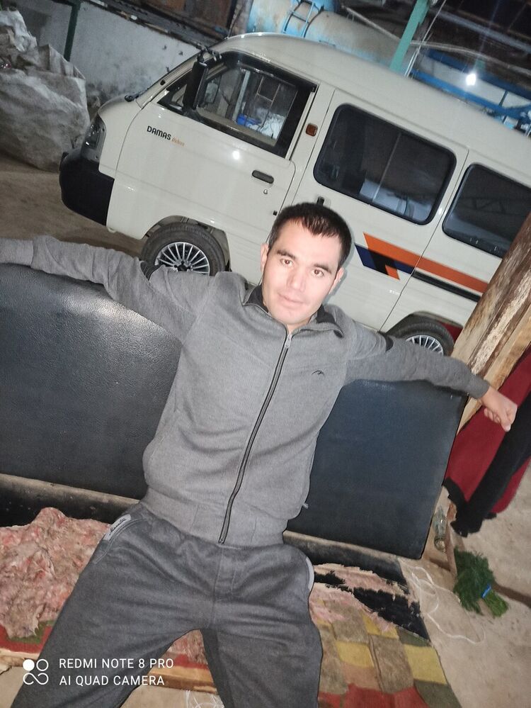  21366155  Mansur, 37 ,    