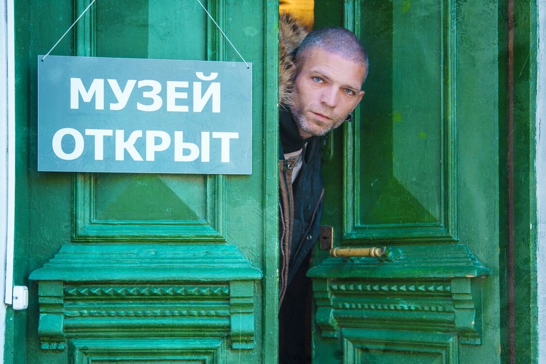  44535235  , 42 ,    