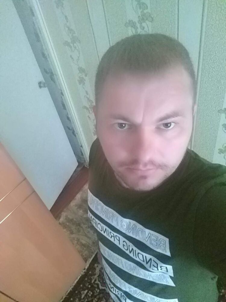  ,   Lasha, 39 ,   ,   , c 