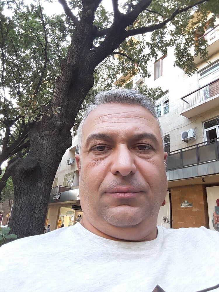  21183755  Alik, 43 ,    