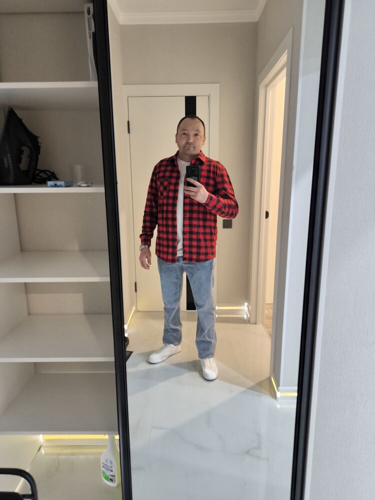  52529135  , 37 ,    