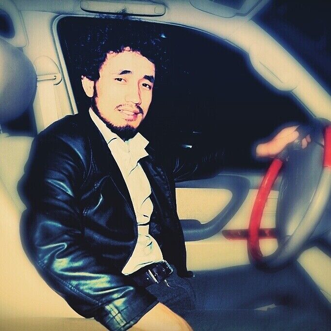  32356995  Albert, 30 ,    