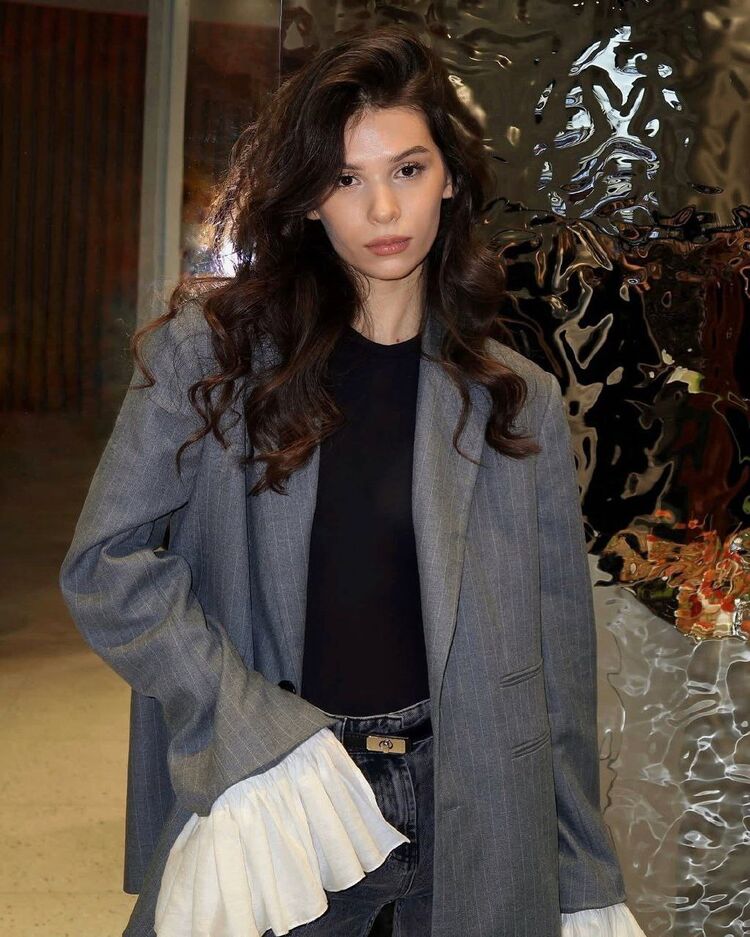 ���� 49614985 ������� ����, 22 ����, ���� ���������� � ��������