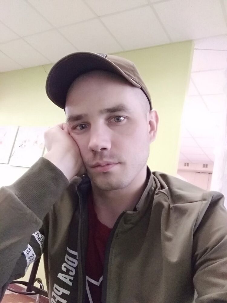  ,   Alex, 35 ,   ,   