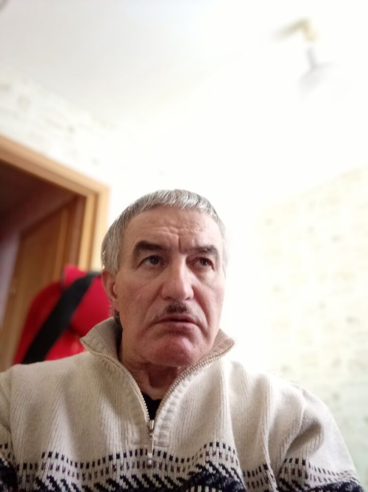  43707105  , 61 ,    