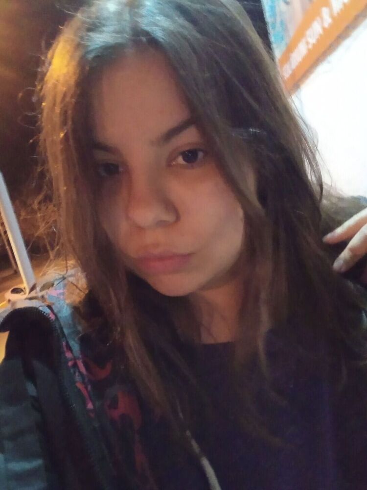  25498845  Alina, 24 ,    Praha