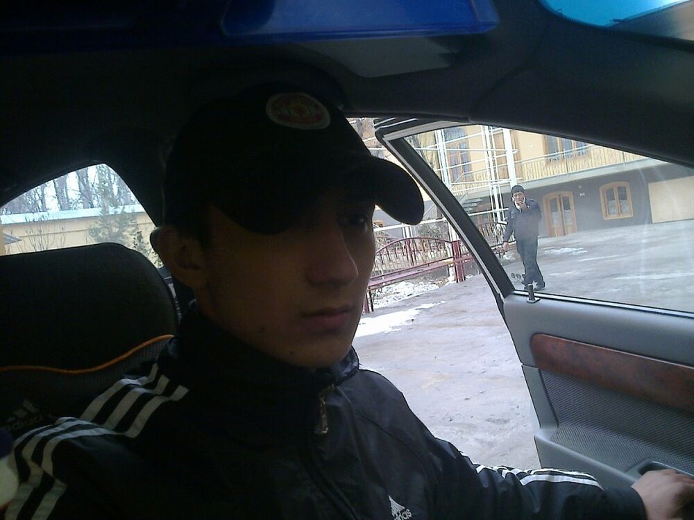  8663525  Rustam, 32 ,    