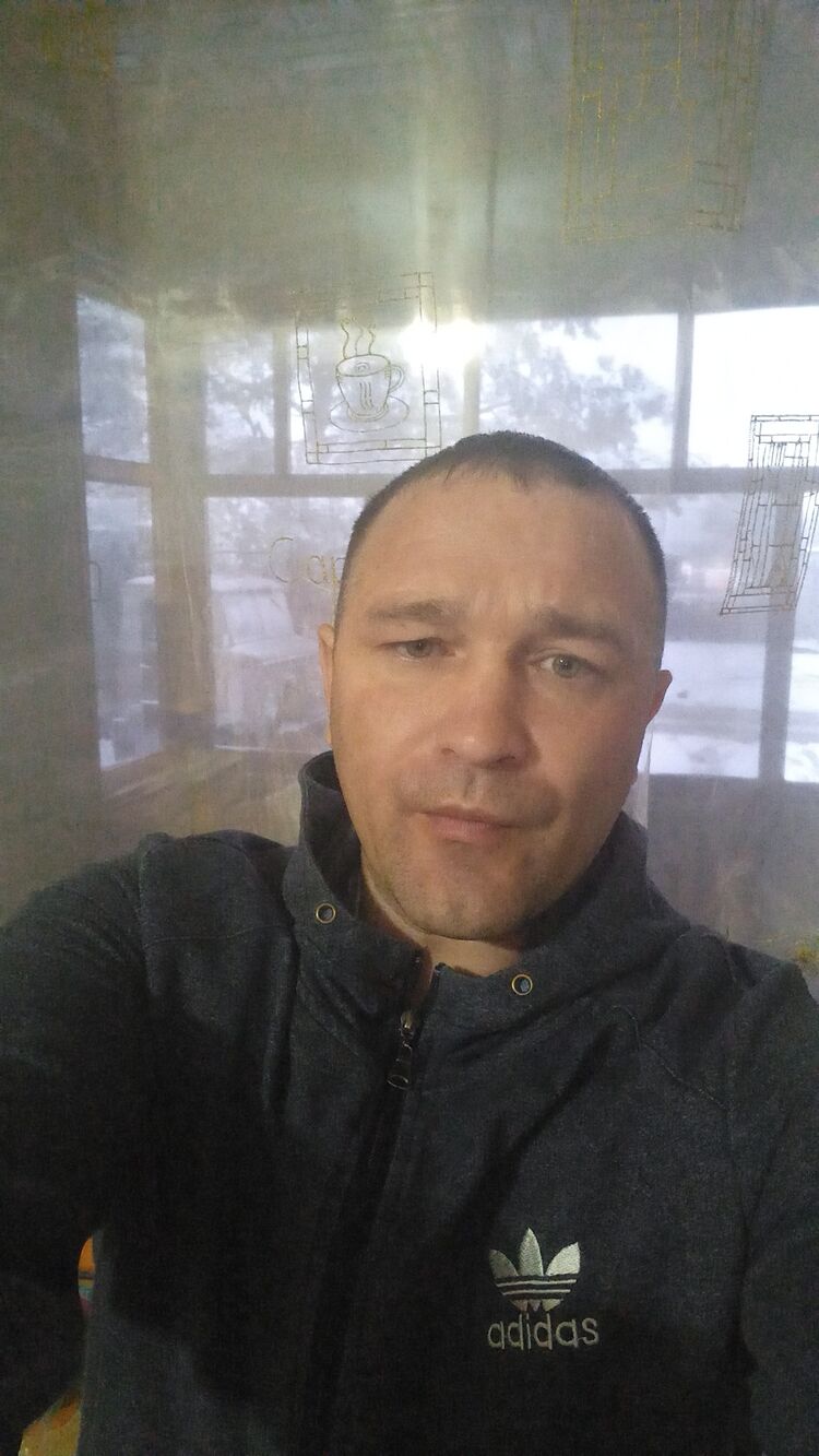  30633995  Sergey, 37 ,    