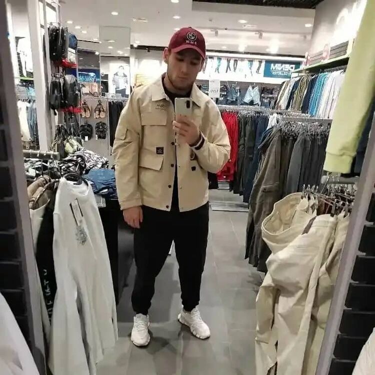  54555245  Umar, 26 ,    